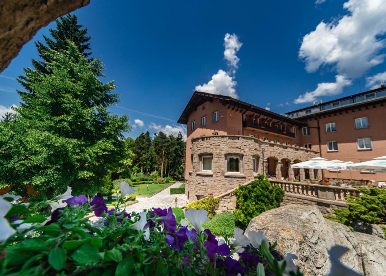 Spa Hotel Dvoretsa Velingrad Exterior foto The hotel